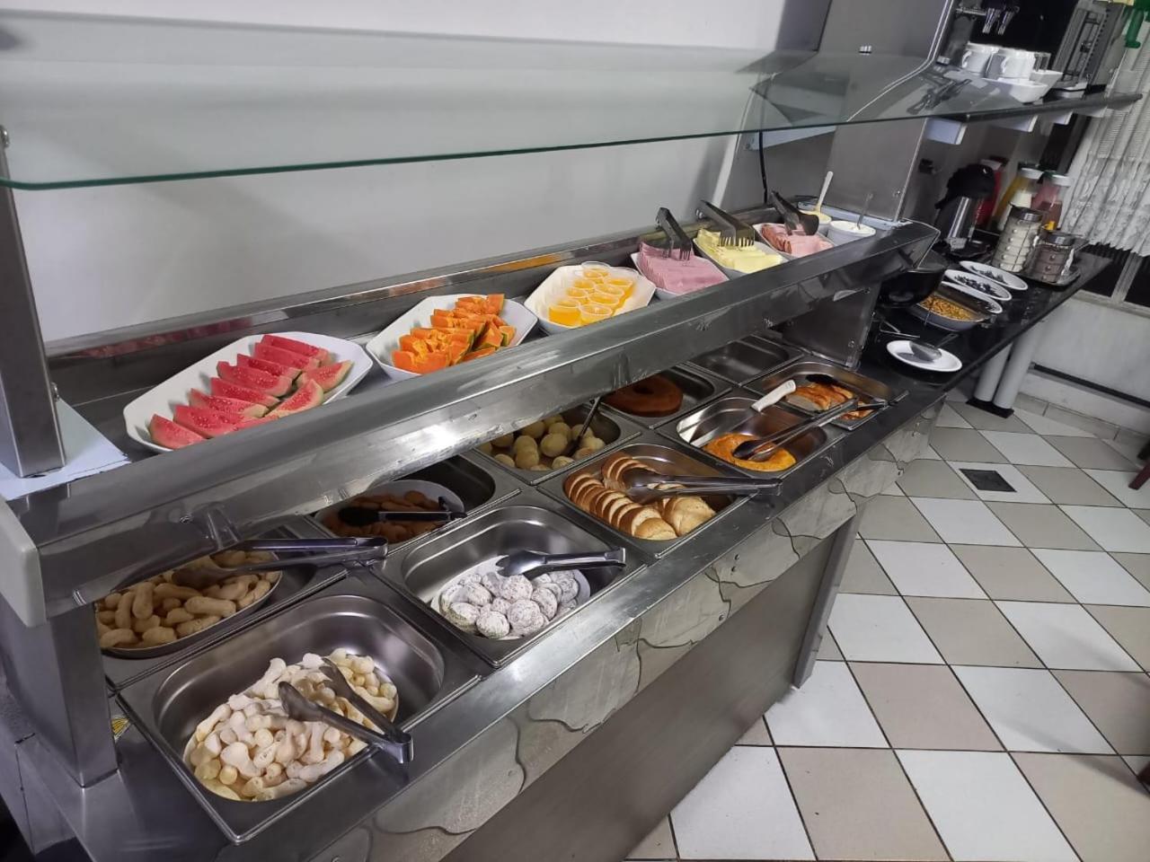 Premium Center Hotel Betim Esterno foto