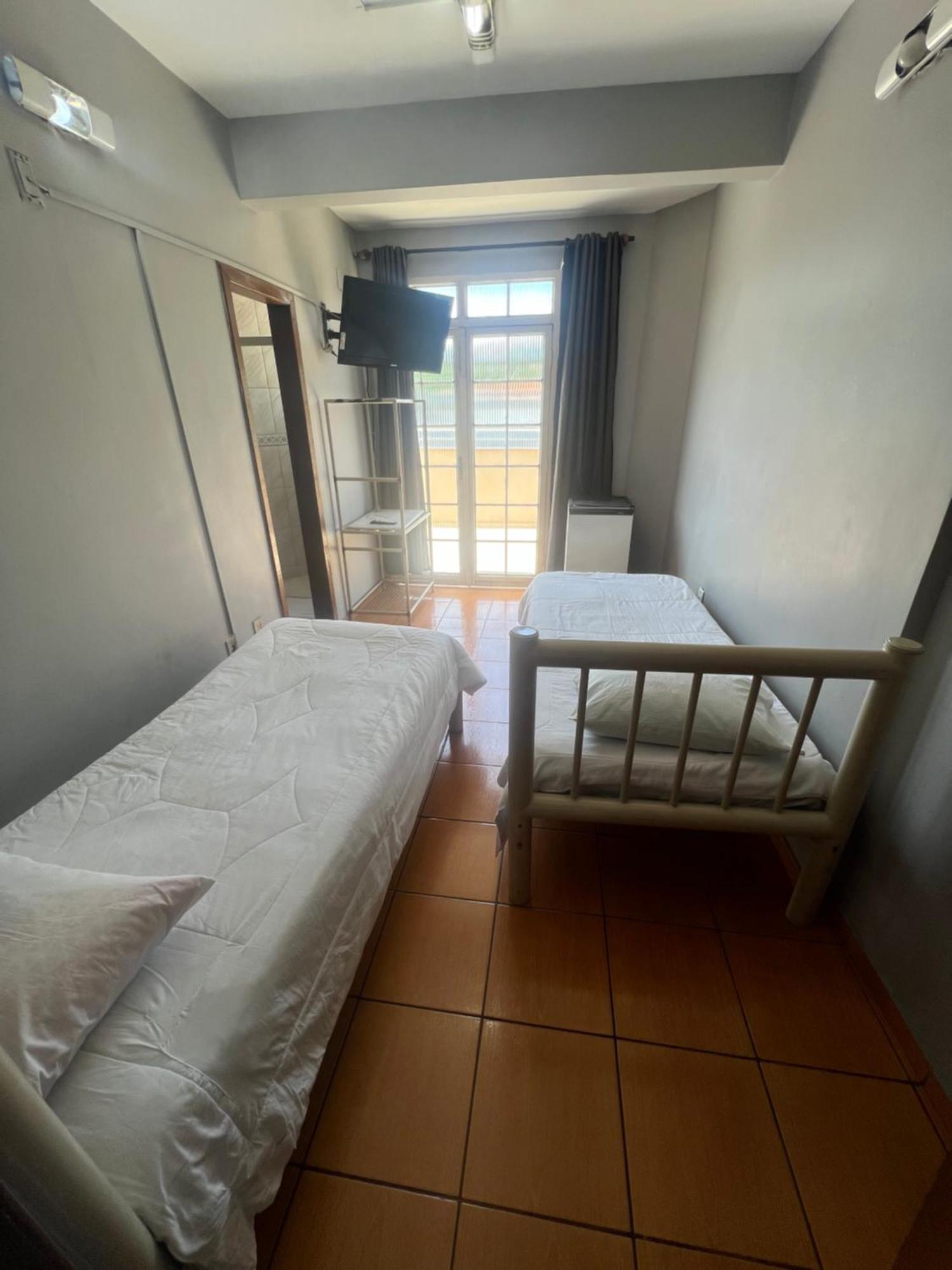 Premium Center Hotel Betim Esterno foto